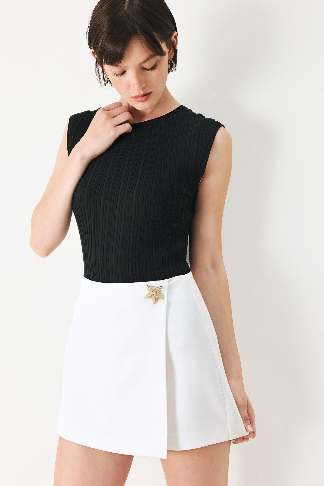 BEACH GLAM WOVEN SKORT Flying Tomato