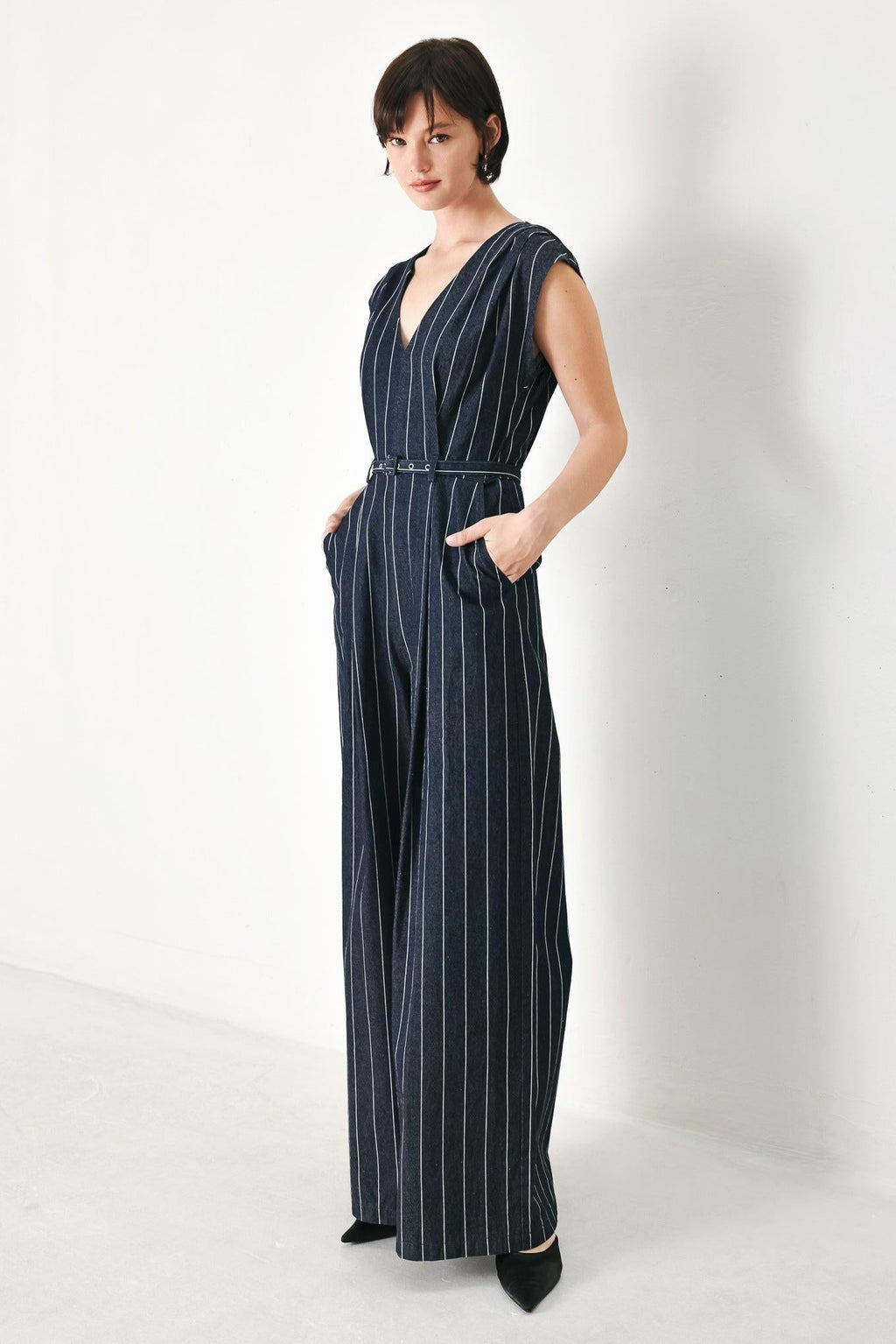 SOFT LINE ROMANCE WOVEN JUMPSUIT Flying Tomato