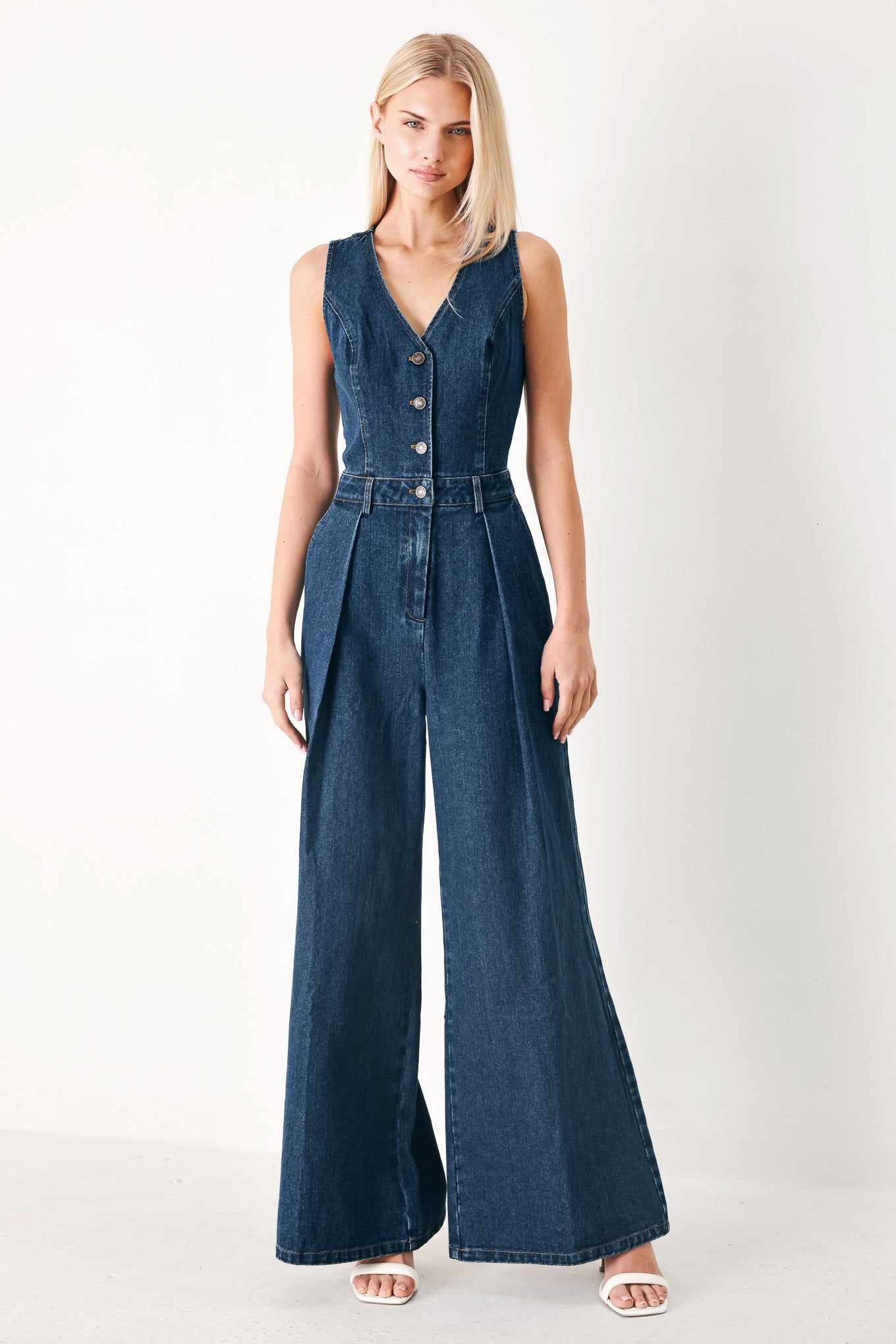 RUNWAY HIT LINE DENIM JUMPSUIT Flying Tomato