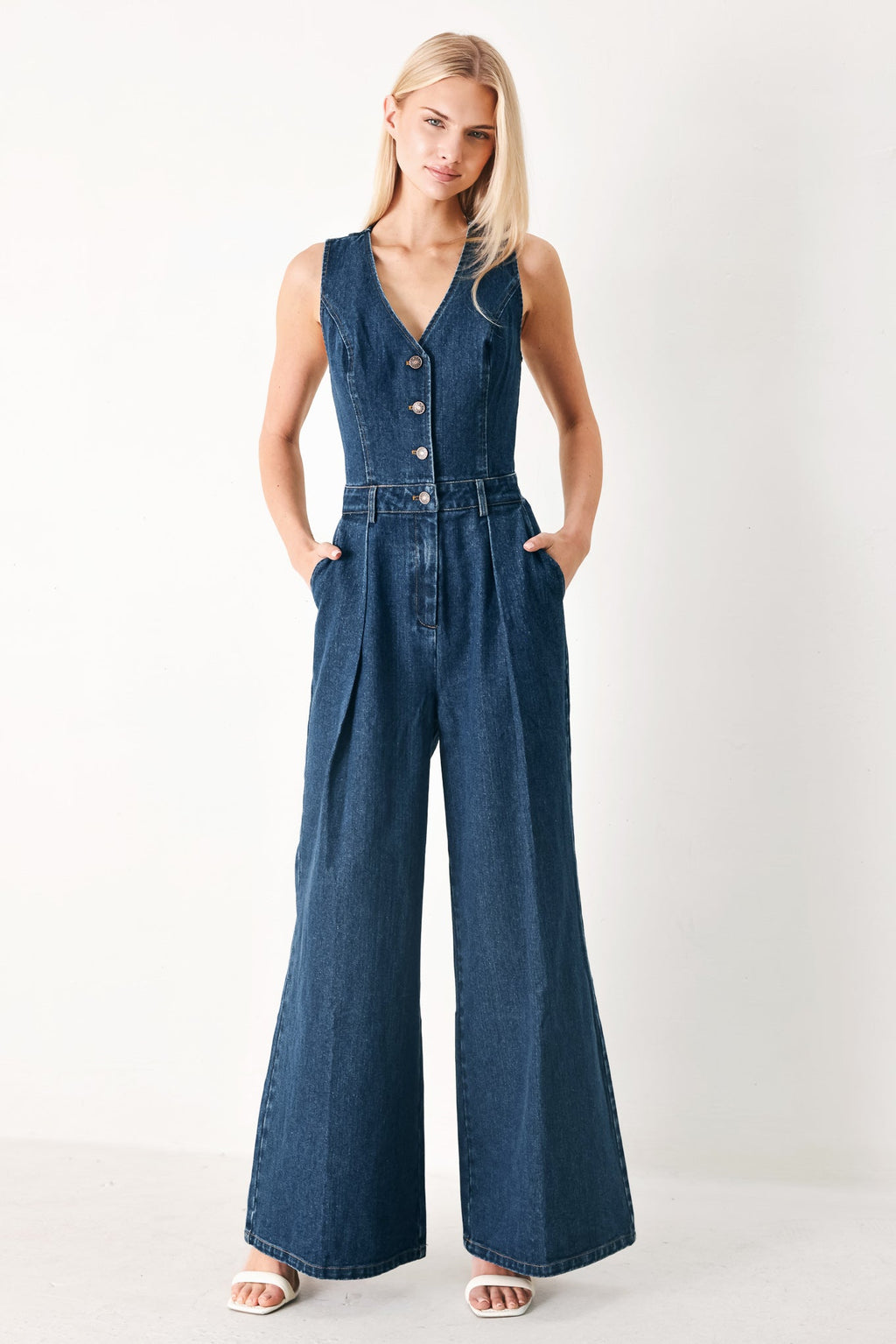 RUNWAY HIT LINE DENIM JUMPSUIT Flying Tomato