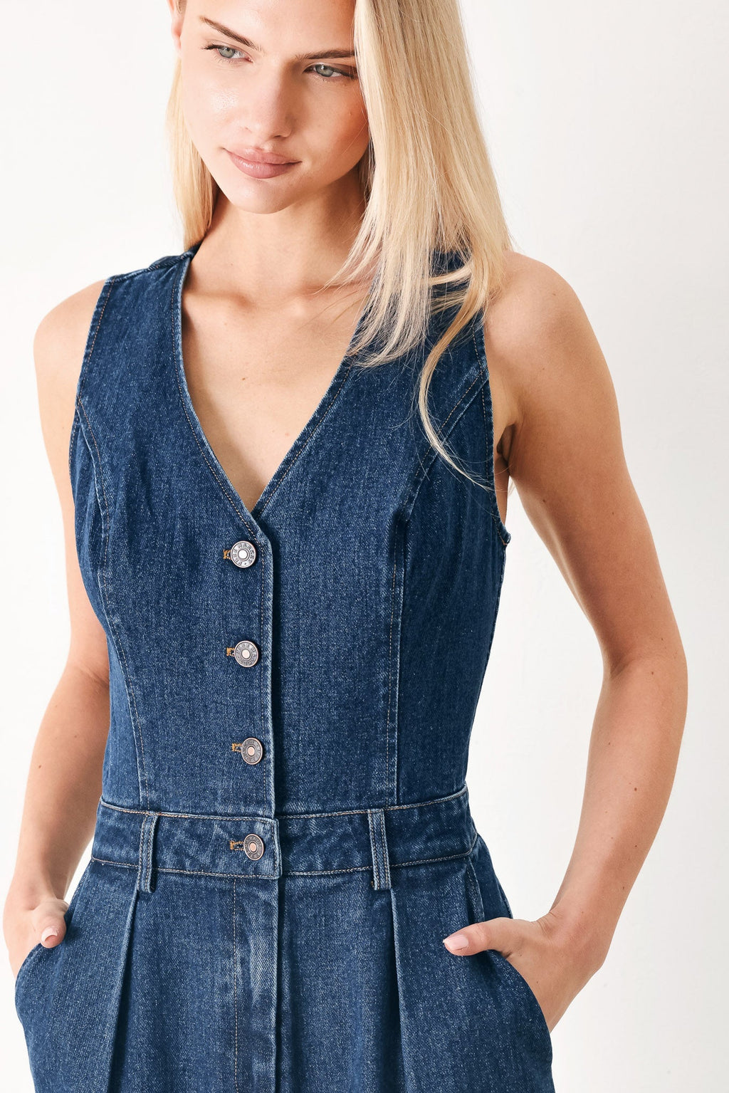 RUNWAY HIT LINE DENIM JUMPSUIT Flying Tomato
