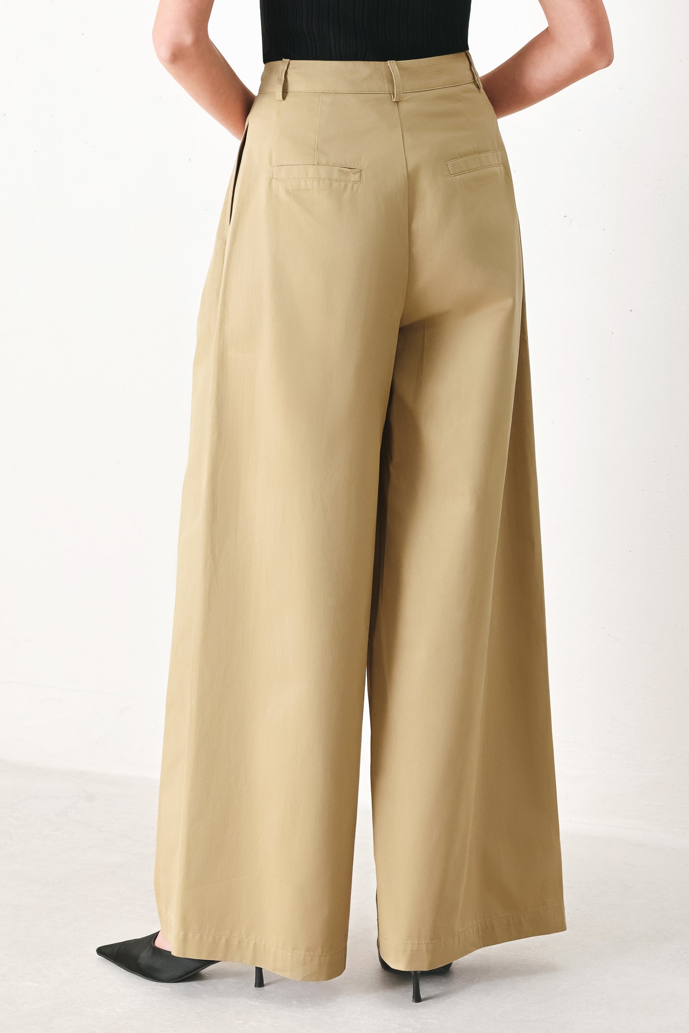 [PREORDER] WORKDAY FLOW WOVEN PANTS Flying Tomato