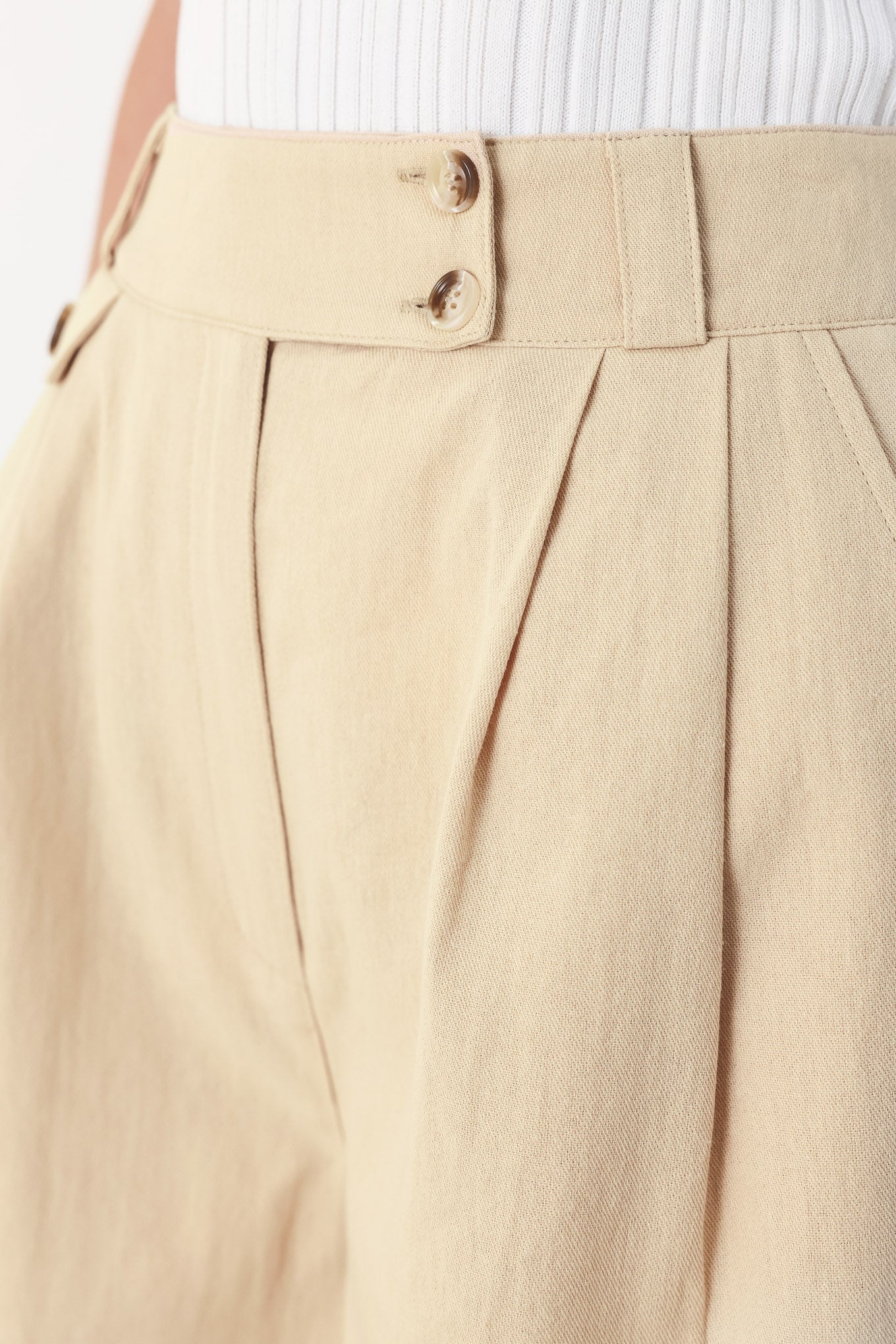DESERT MINIMAL WOVEN SHORTS Flying Tomato