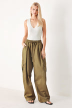 STAY IN MOTION WOVEN BARREL PANTS Flying Tomato