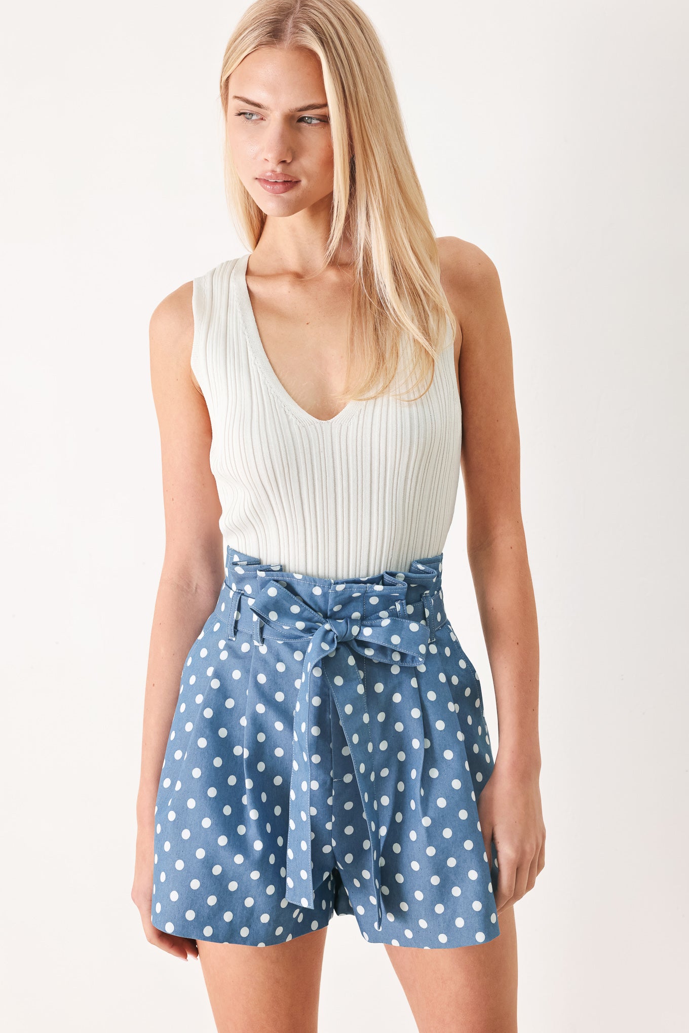 FLIRTY DOTS TIE WOVEN SHORTS Flying Tomato
