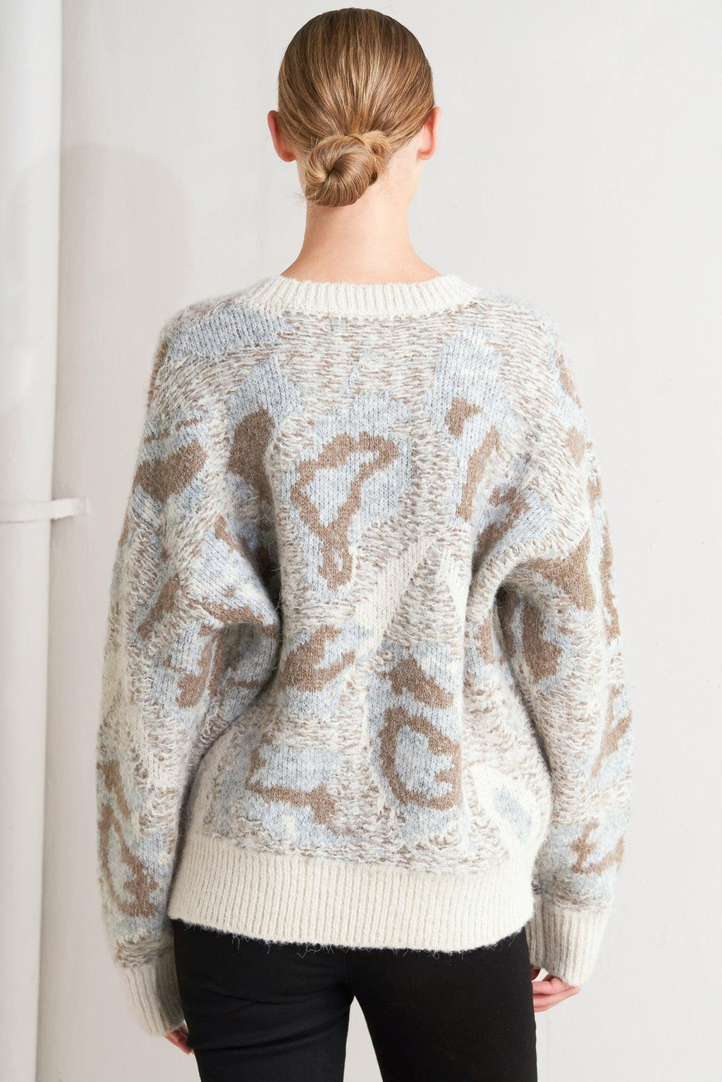 PROMINENT CHARM PULLOVER SWEATER TOP Flying Tomato