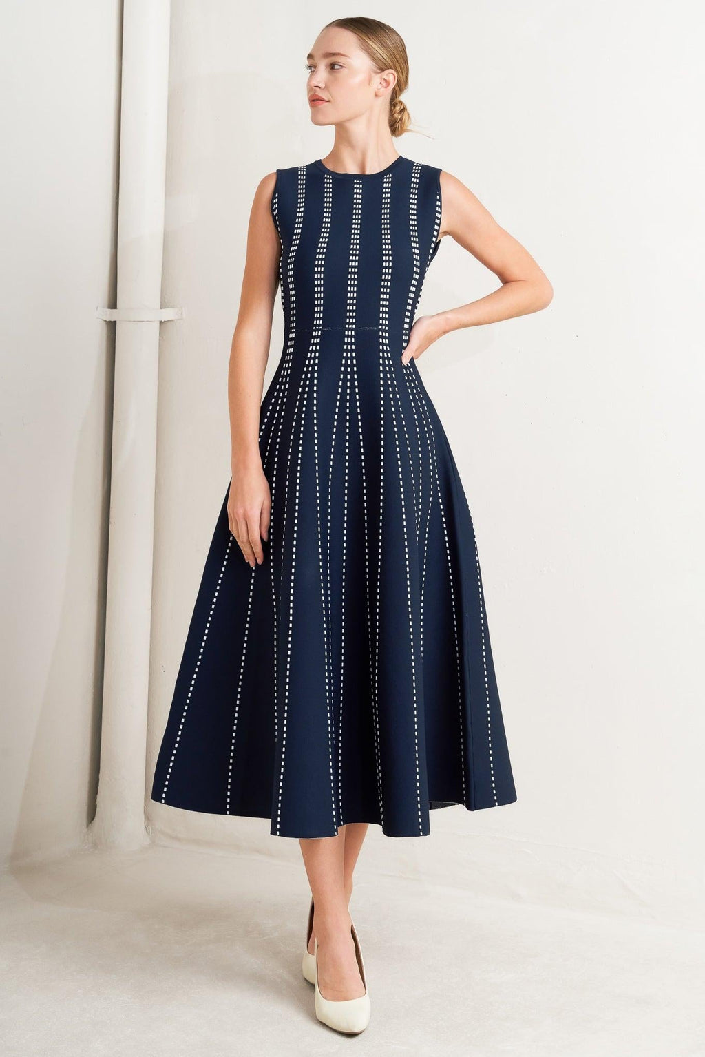 PERFECTLY POISED JACQUARD SWEATER MIDI DRESS Flying Tomato
