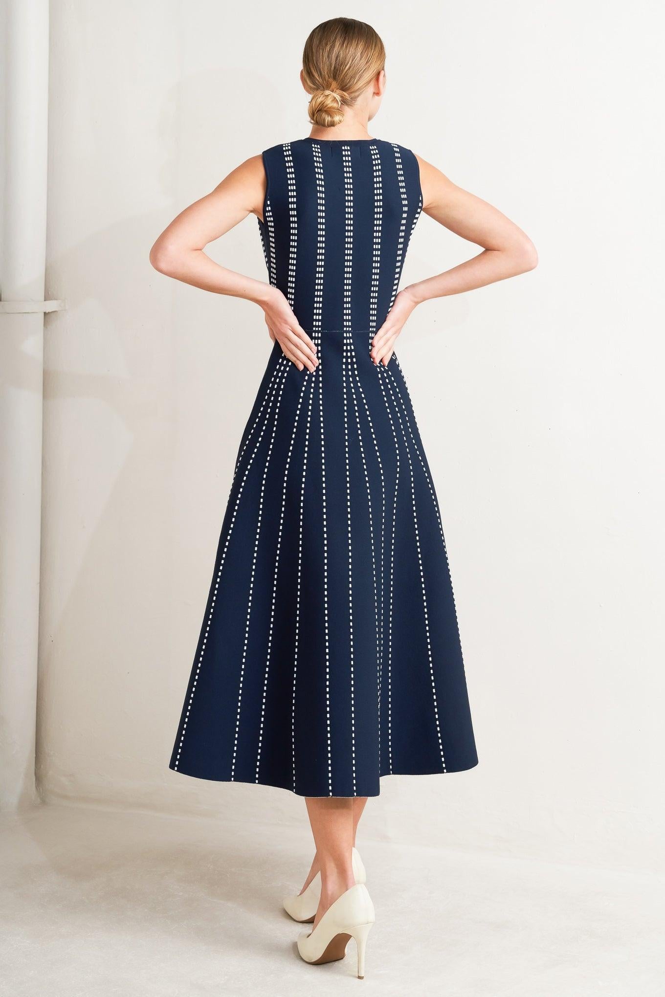 PERFECTLY POISED JACQUARD SWEATER MIDI DRESS Flying Tomato