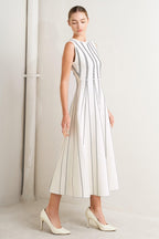 PERFECTLY POISED JACQUARD SWEATER MIDI DRESS Flying Tomato