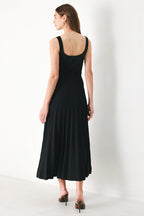MONO FORM SWEATER KNIT MIDI DRESS Flying Tomato