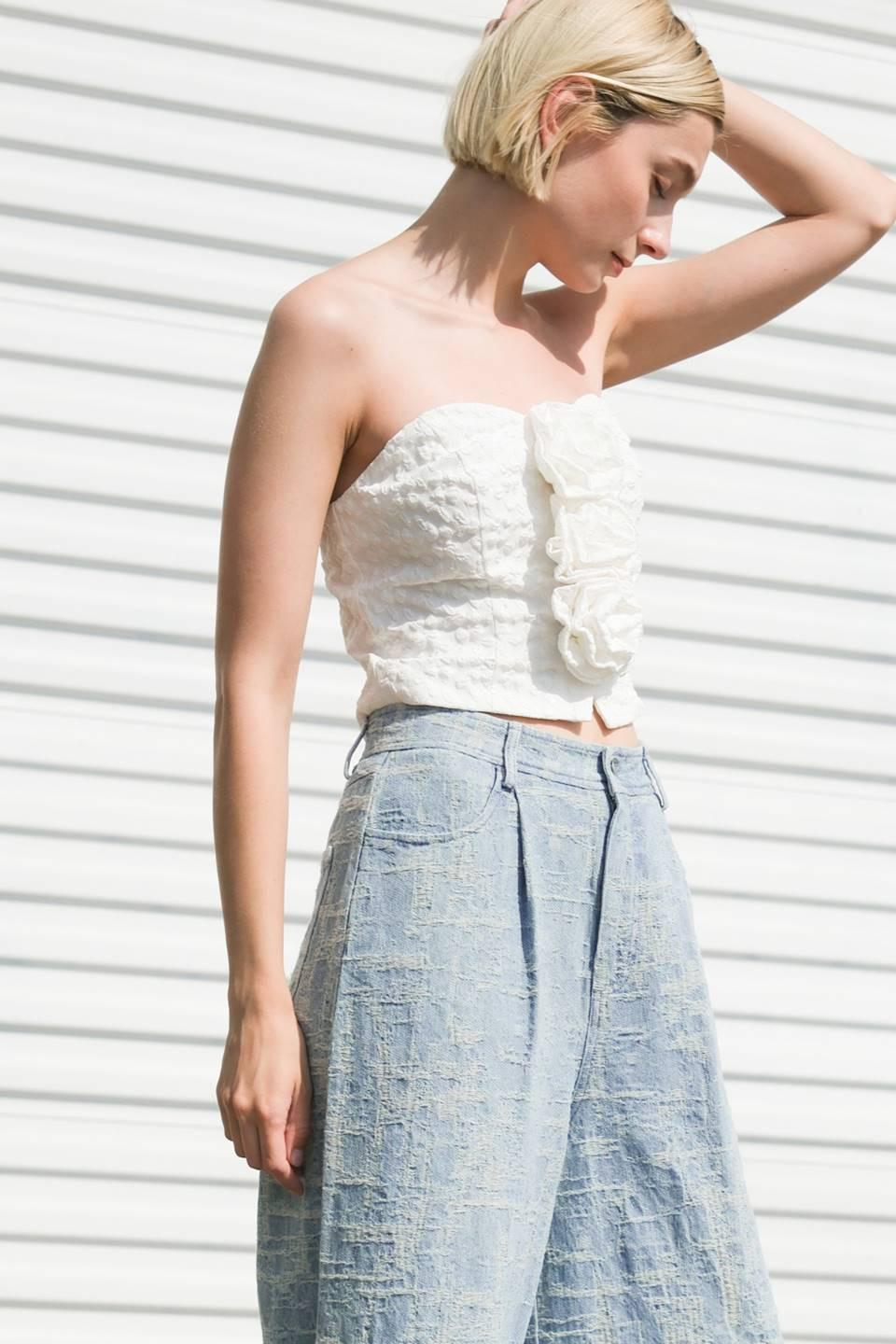 SUMMERY DARLING WOVEN TOP Flying Tomato