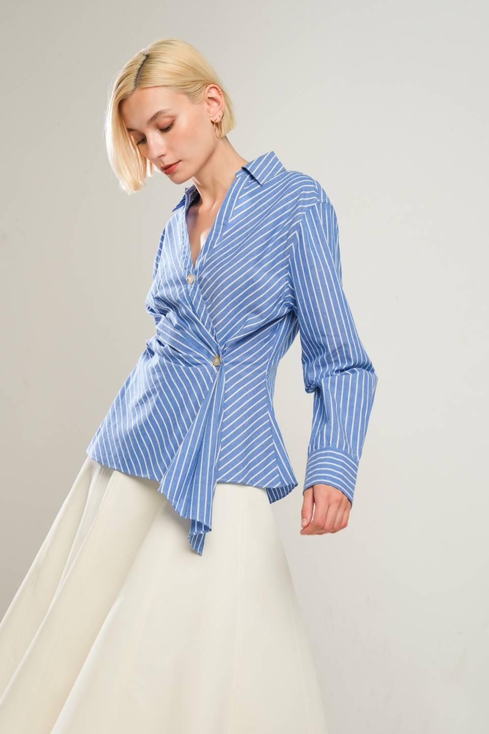 EVERMORE ELEGANCE WOVEN TOP Flying Tomato
