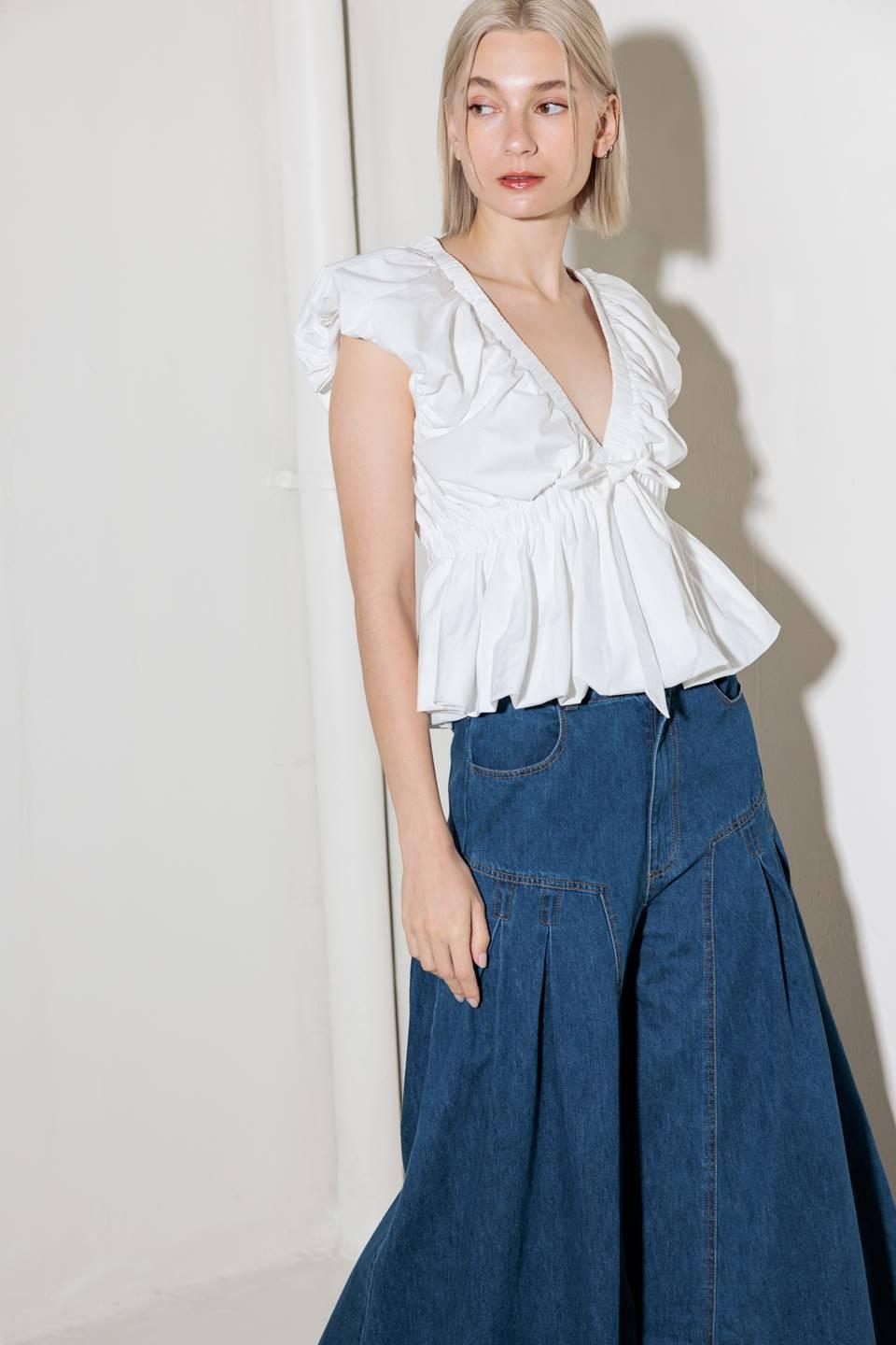 SLOW DOWN IN WHITE WOVEN TOP Flying Tomato