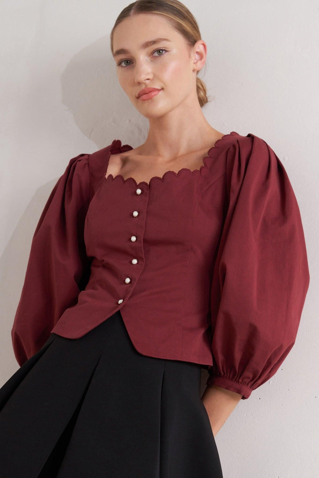 AMOUR SCALLOP WOVEN TOP Flying Tomato