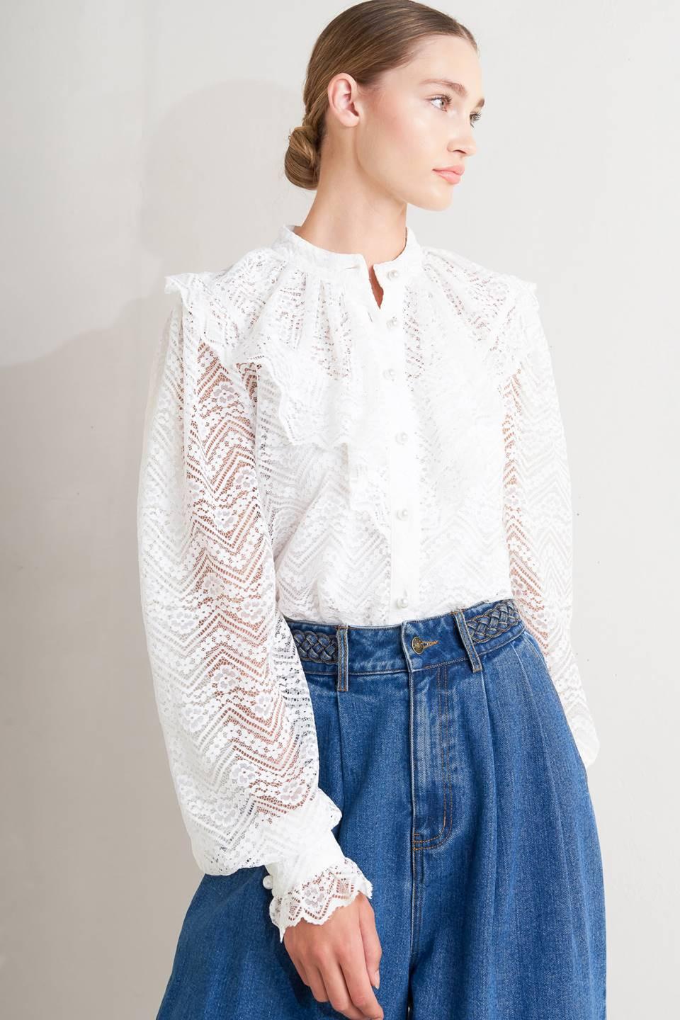 CLOUD ROMANCE WOVEN LACE TOP Flying Tomato