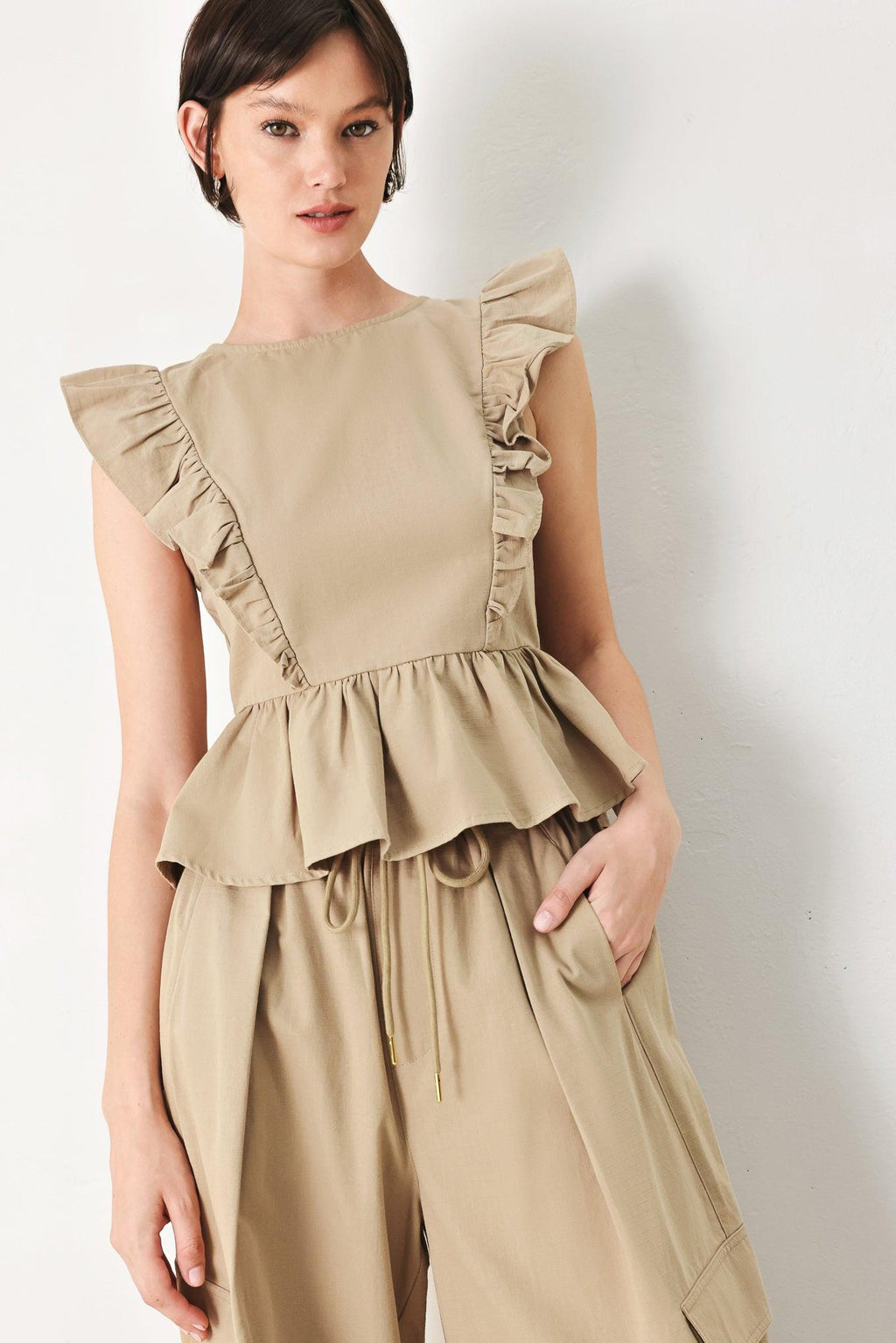 WHITE BLOSSOM WOVEN TOP Flying Tomato