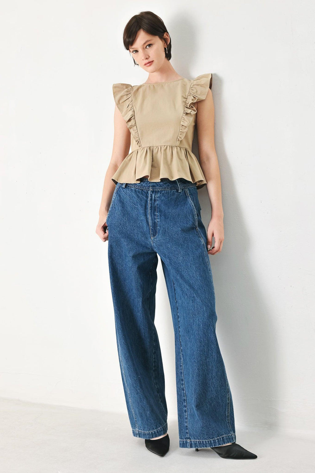 WHITE BLOSSOM WOVEN TOP Flying Tomato