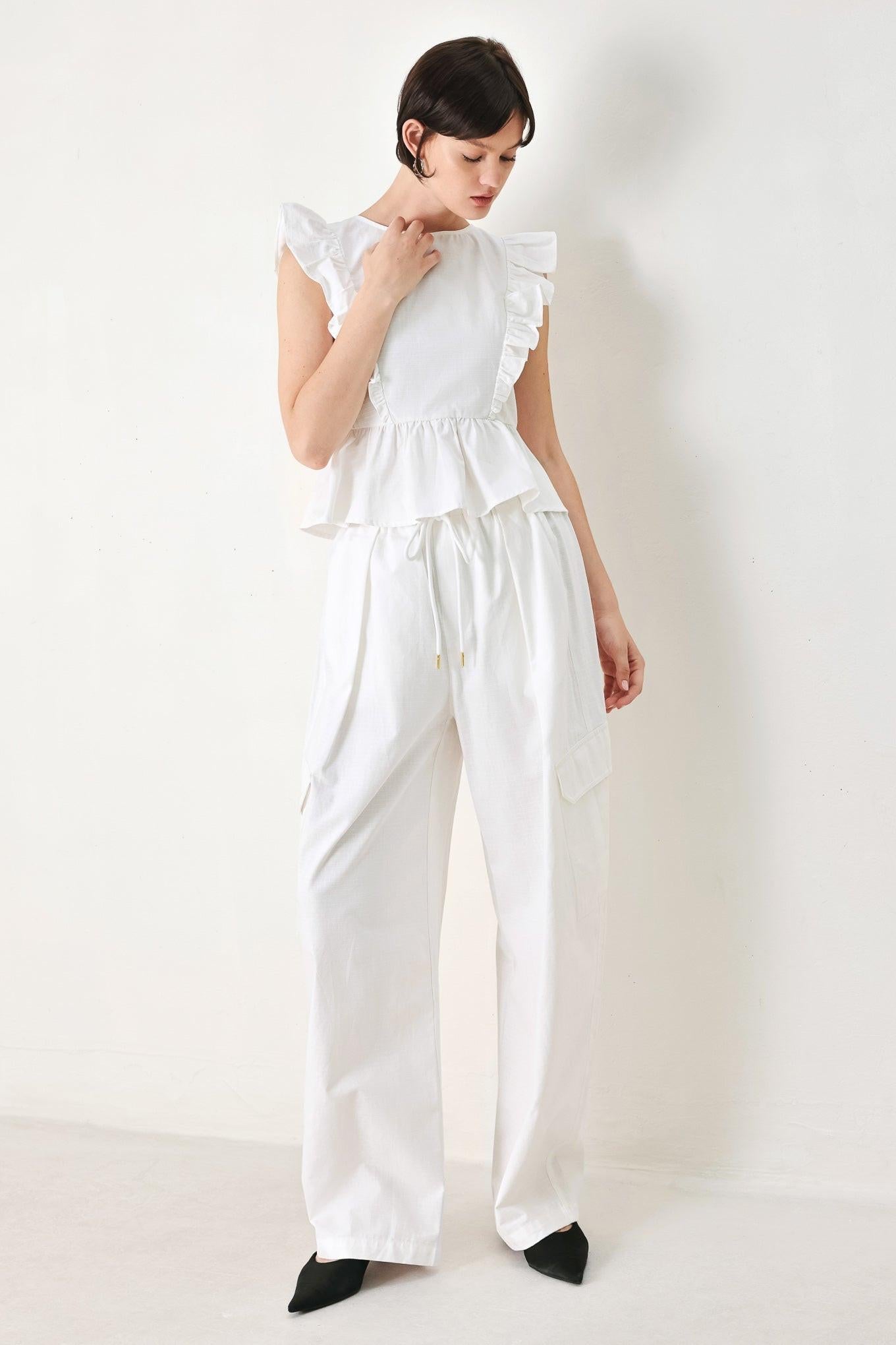 WHITE BLOSSOM WOVEN TOP Flying Tomato