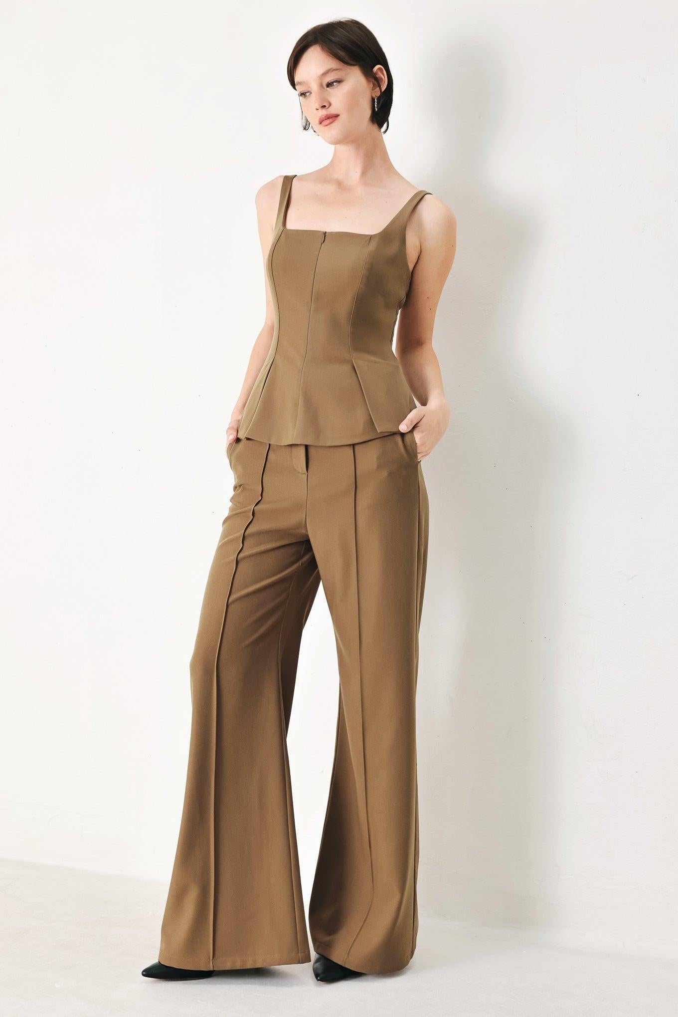 RICH SILHOUETTE WOVEN TOP Flying Tomato