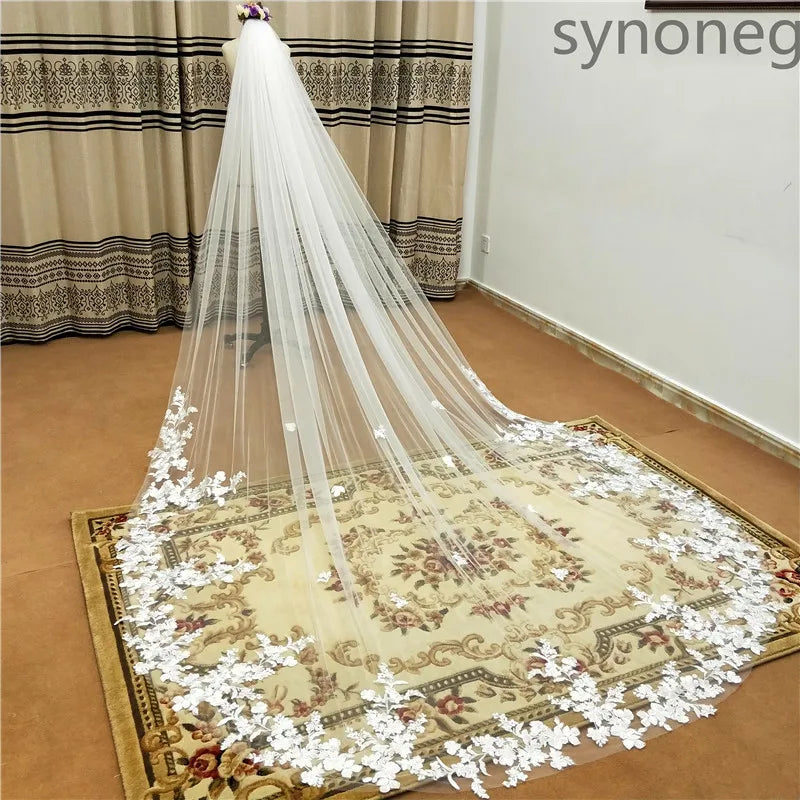 Real Photo 3m.4m.5m One Layer Wedding Veil With Comb White Lace Edge Bridal Veils Ivory Appliqued Cathedral Wedding Veil LUXLIFE BRANDS