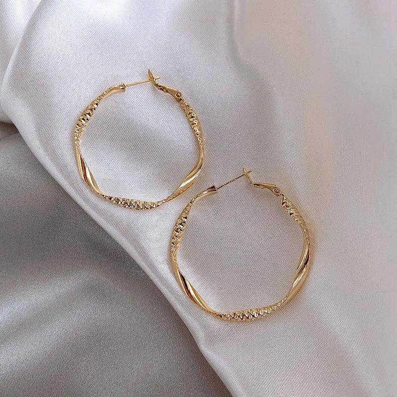 Minimalist Hoop Earrings LUXLIFE BRANDS
