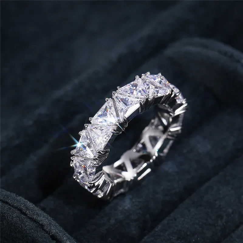 Huitan Luxury Wedding Band Promise Rings for Women Unique Triangle Cubic Zirconia Design Top Quality New Trendy Jewelry Dropship LUXLIFE BRANDS