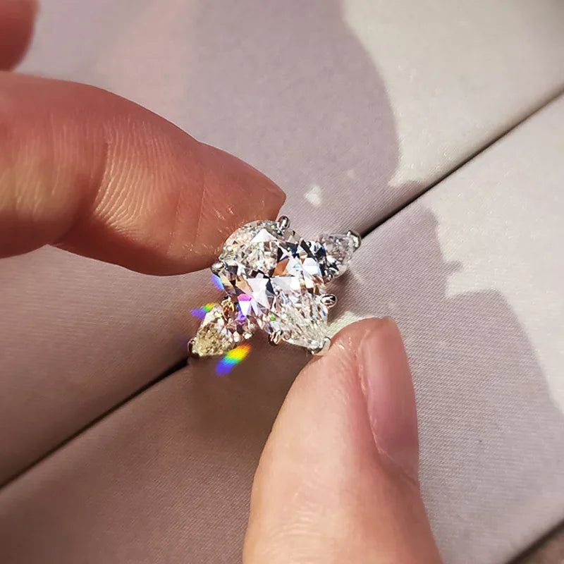 Huitan Luxury Crystal Water Drop CZ Rings Women Proposal Engagement Ring Exquisite Wedding Anniversary Gift Party Trendy Jewelry Luxlife Brands