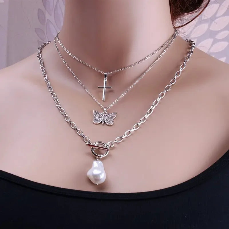 Vintage Multi Layered Gold Color Portrait Chain Chokers Necklace for Women Fashion Coin Thick Chain Pendant Necklace Jewelry