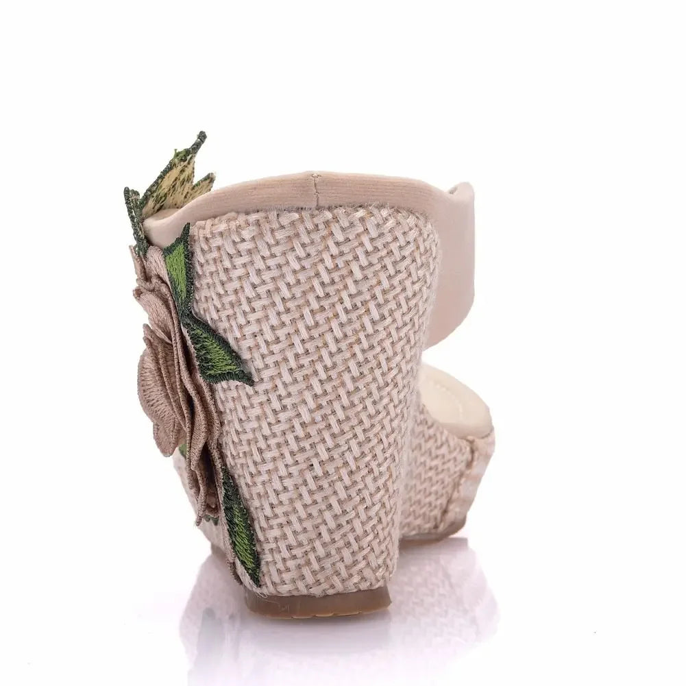 Crystal Queen Woman Slippers Home Casual Beach Flip Flops Lady Sandals Summer Sexy High Heels