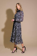 CAPTIVATING ALWAYS JACQUARD MIDI DRESS Flying Tomato