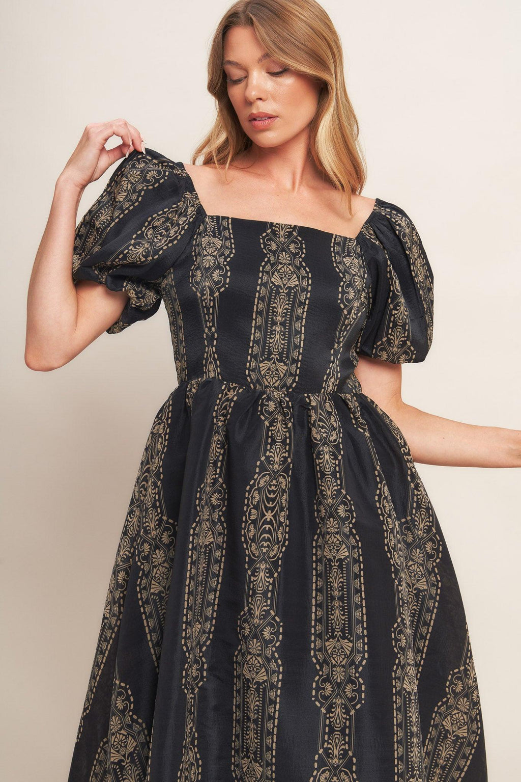 VINTAGE SQUARE WOVEN MIDI DRESS Flying Tomato
