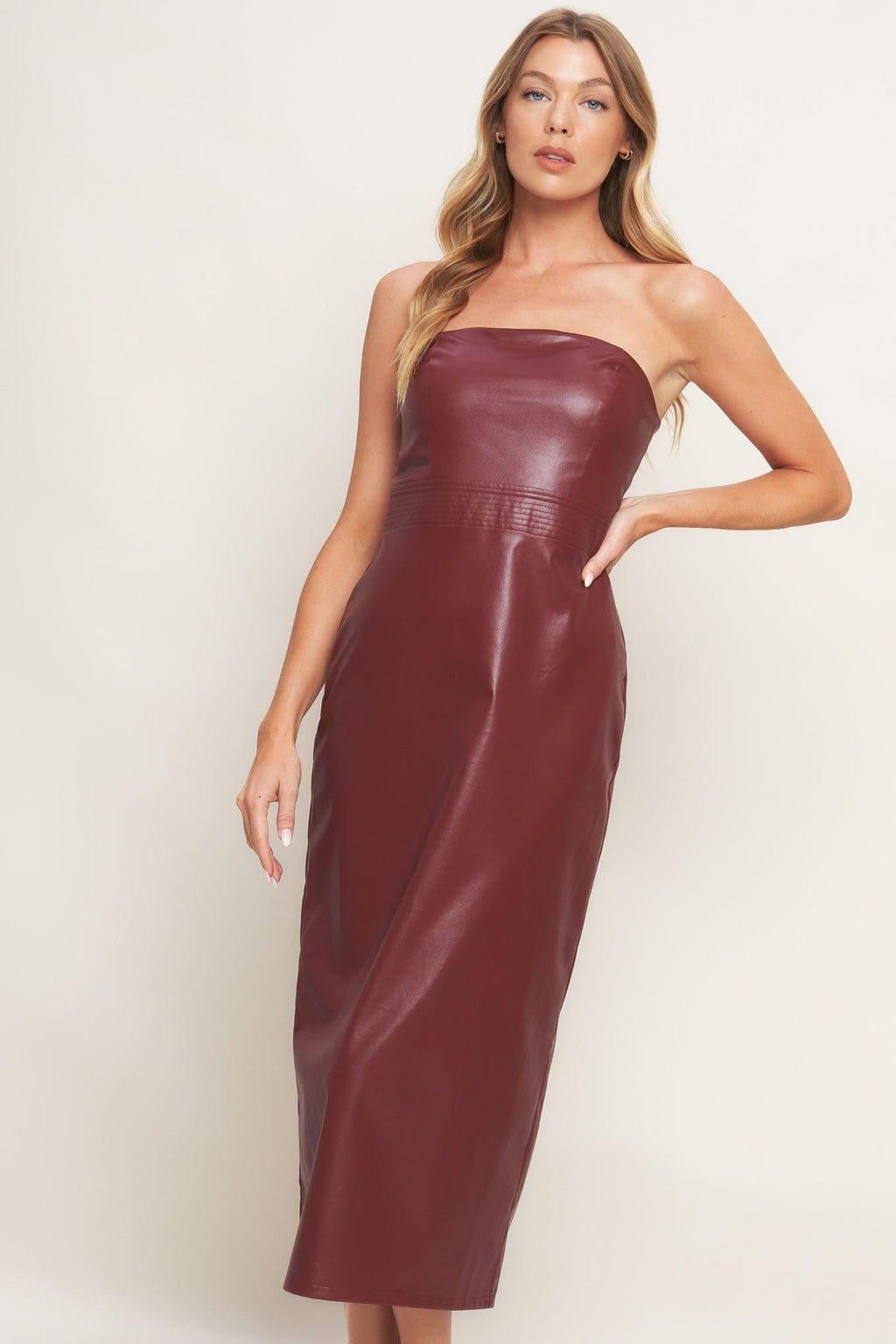 RUNWAY TREND FAUX LEATHER MIDI DRESS Flying Tomato