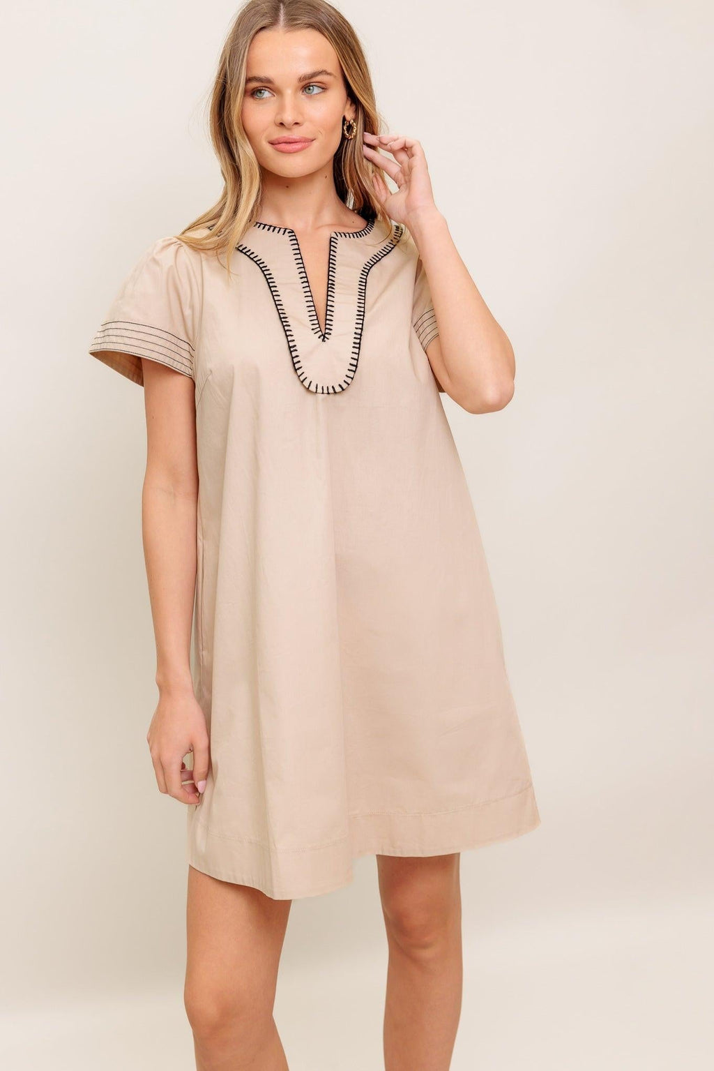 CALM SILHOUETTE WOVEN MINI DRESS Flying Tomato