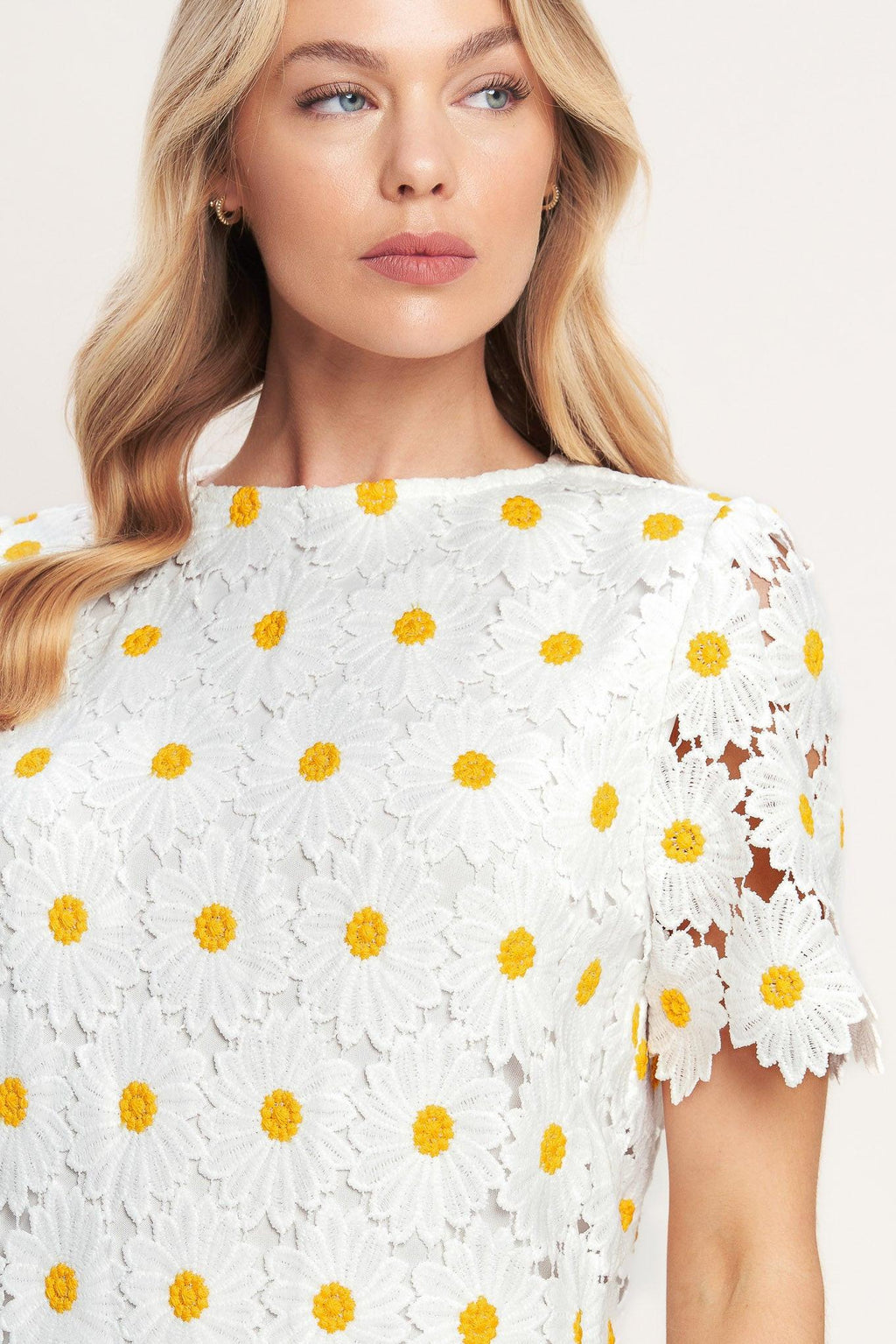 DAISIES AND DAYDREAMS WOVEN LACE MINI DRESS Flying Tomato