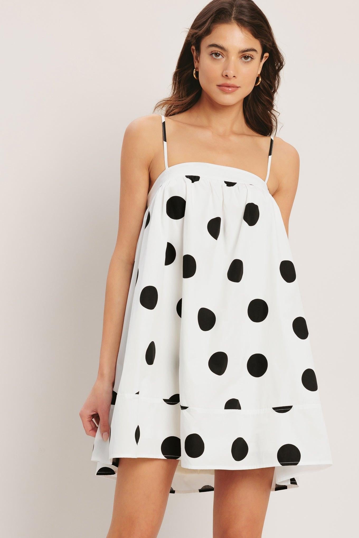 RUNWAY POLKA WOVEN MINI DRESS Flying Tomato