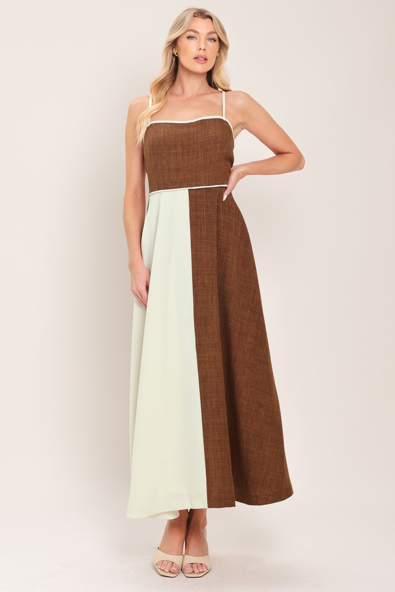 SIENNA FORM WOVEN MIDI DRESS Flying Tomato