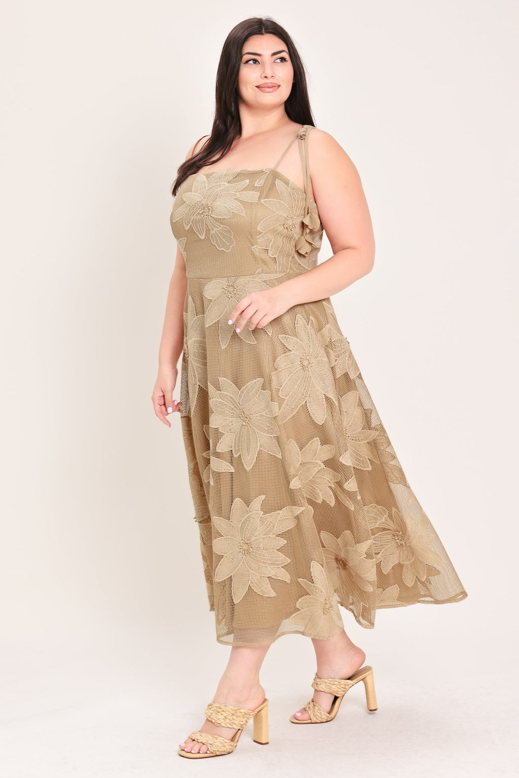 SANDY BLOOM FLORAL WOVEN LACE MIDI DRESS