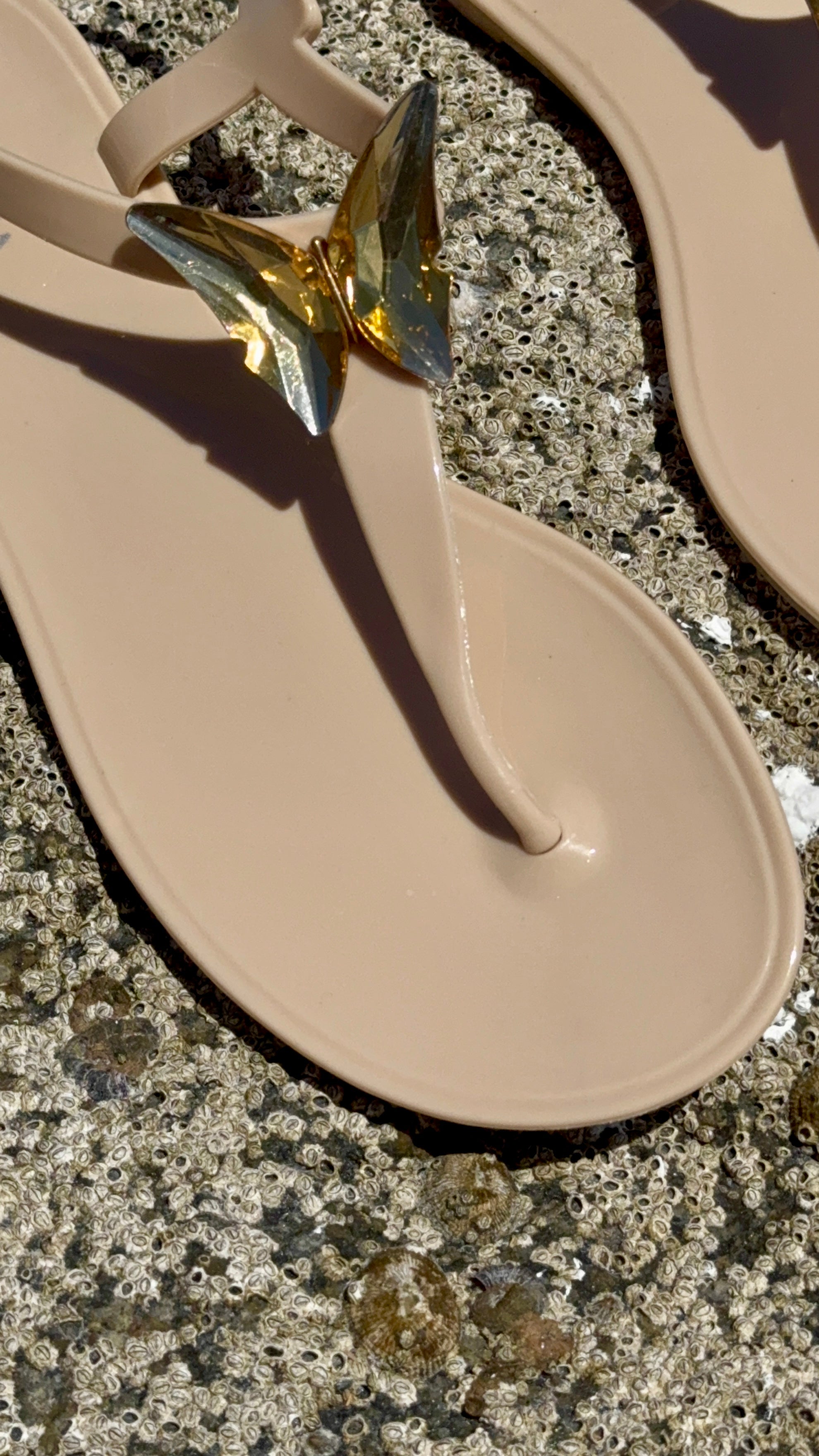ALIANA White Gel Beach Sandals