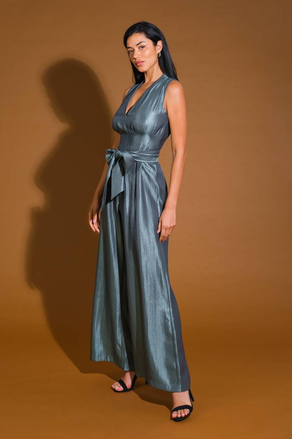 ROMANCE IN LOVE WOVEN JUMPSUIT Flying Tomato