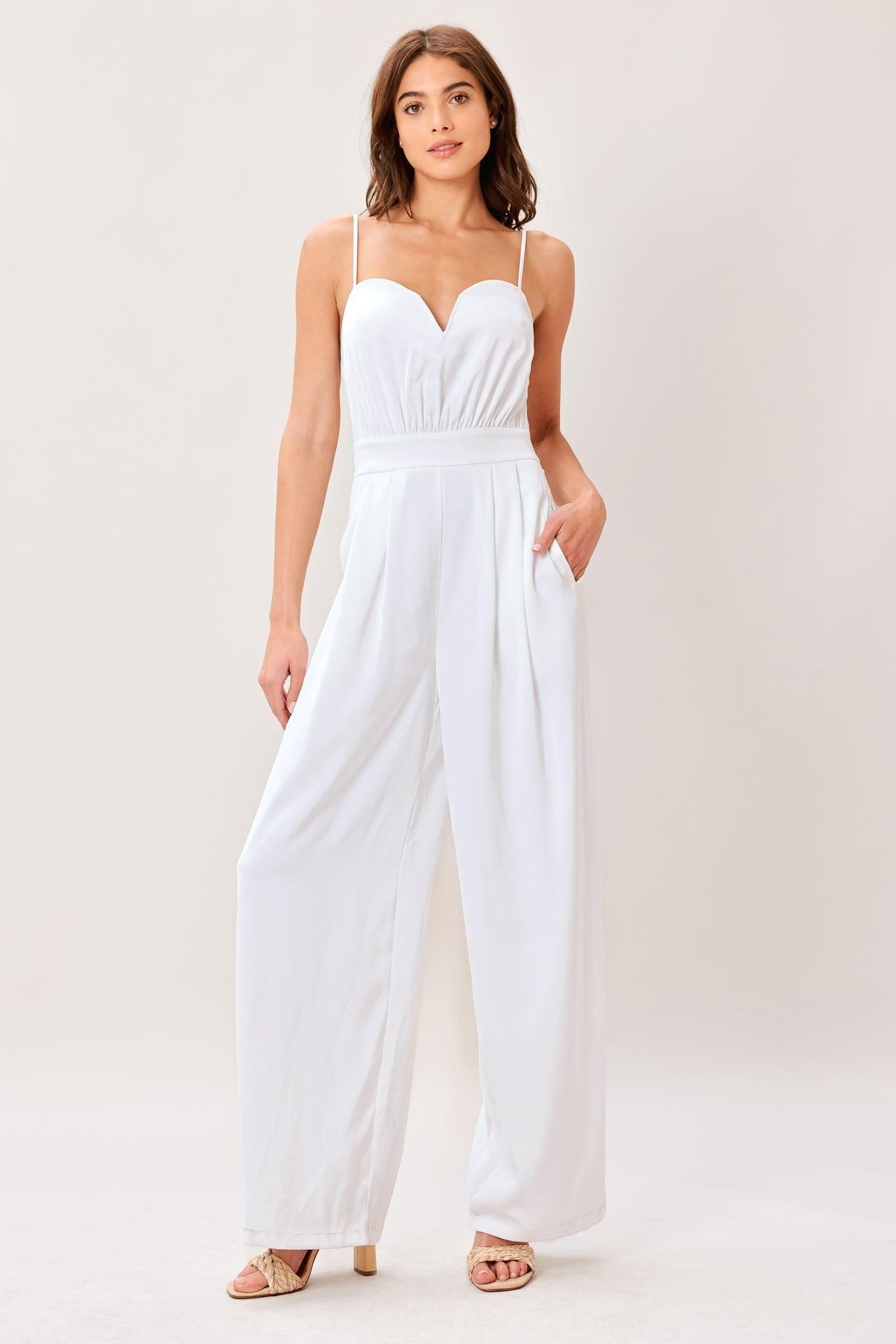 MODERN EASE WOVEN JUMPSUIT Flying Tomato