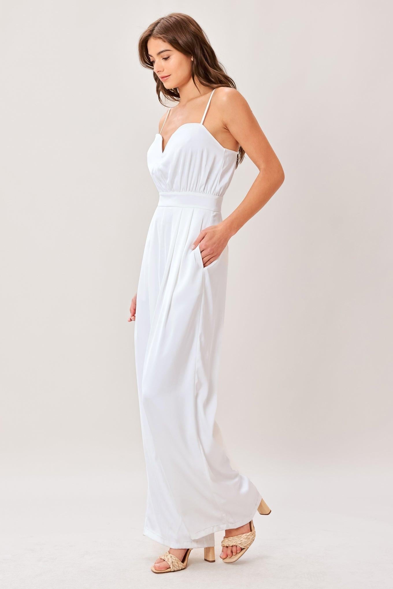 MODERN EASE WOVEN JUMPSUIT Flying Tomato