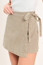 MODERN STRIPE WOVEN SKORT Flying Tomato