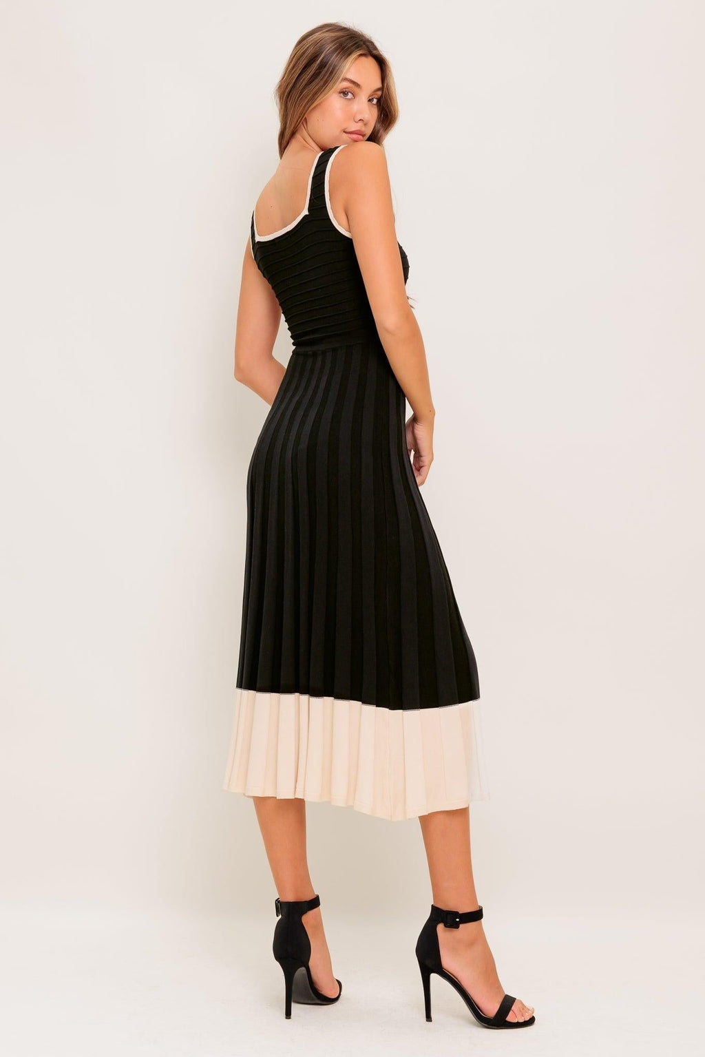MODERN MUSE KNIT MIDI DRESS Flying Tomato