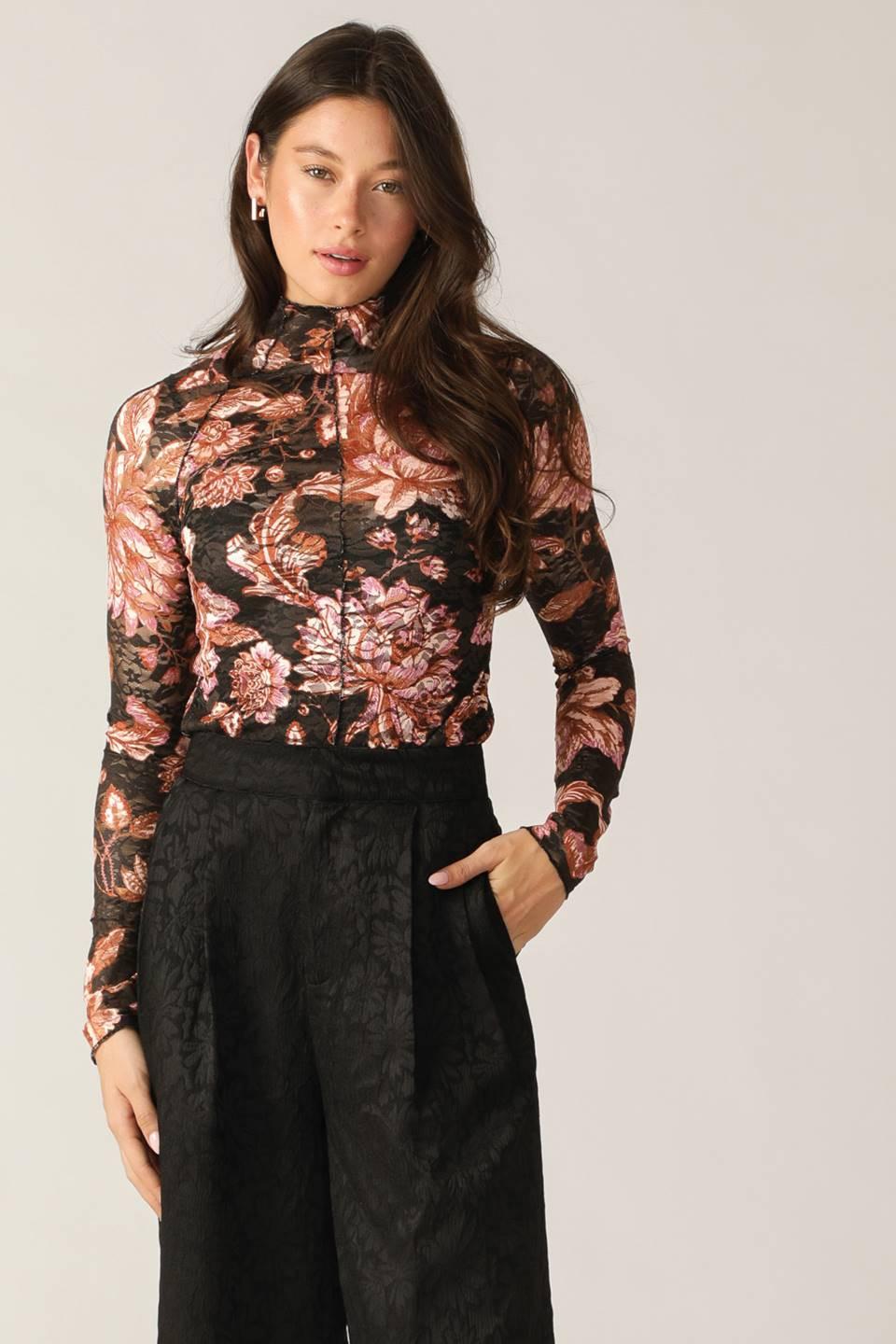 FIRESIDE CHATS STRETCH LACE TOP Flying Tomato
