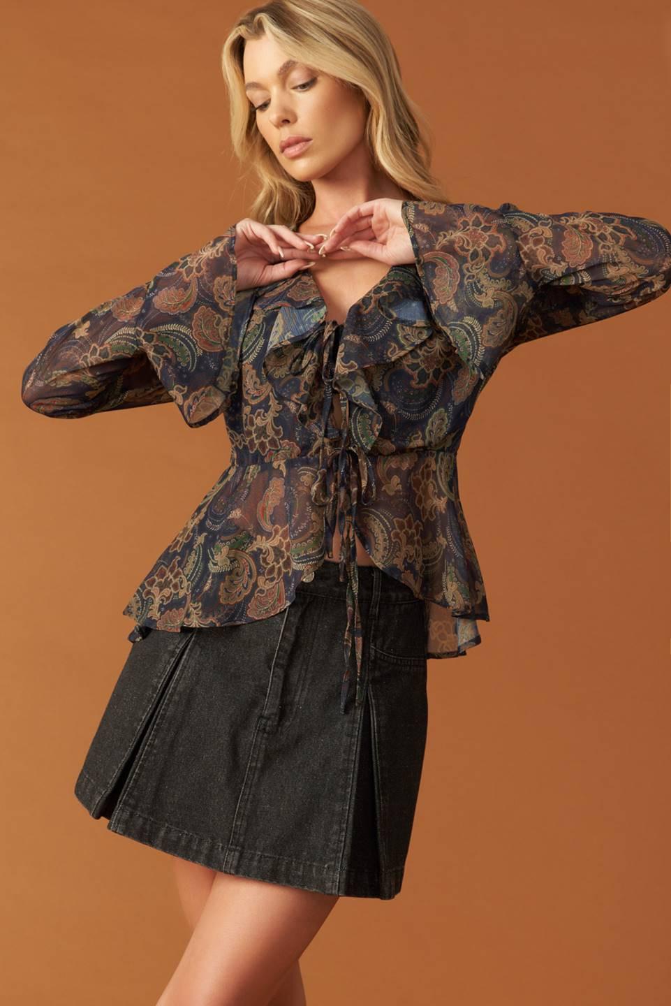 SECRET GARDEN WOVEN TOP Flying Tomato
