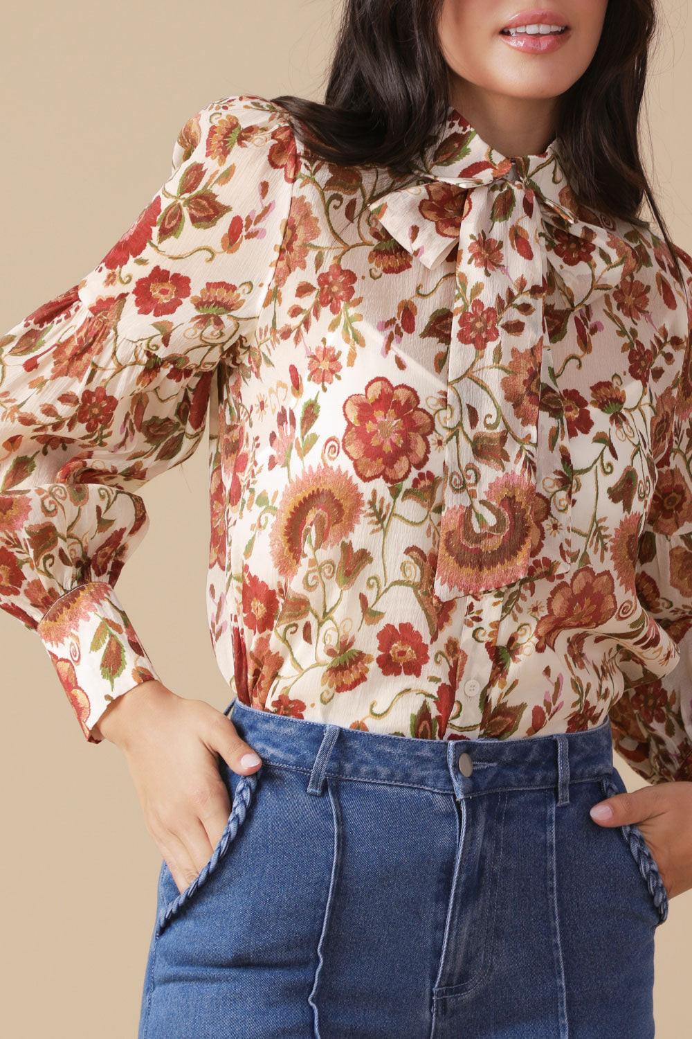 MEMORIES IN FOCUS WOVEN BLOUSE Flying Tomato