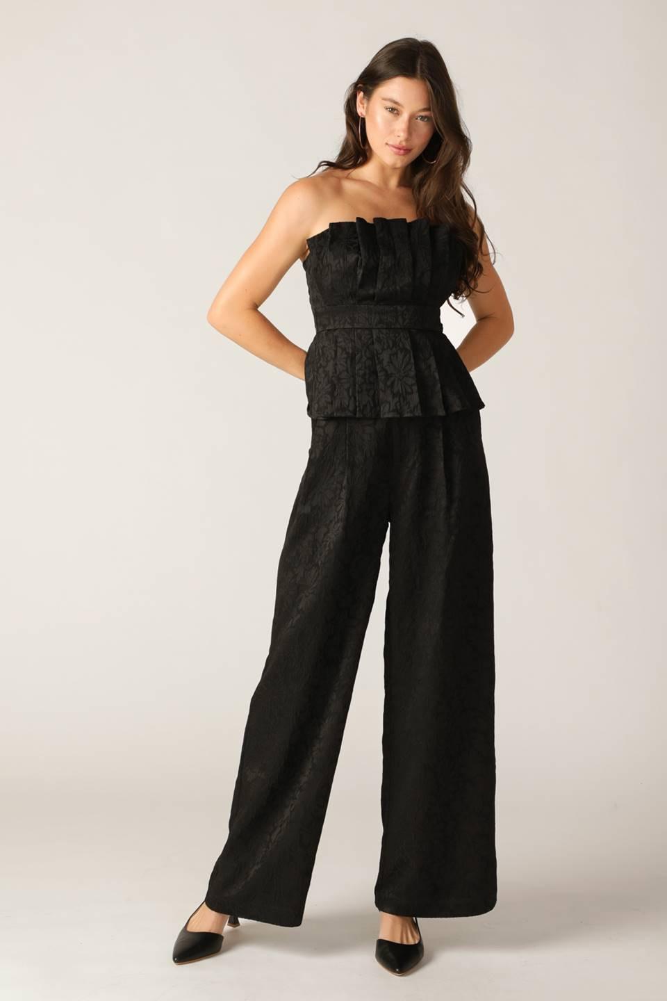 ELEGANT ESSENCE WOVEN TOP Flying Tomato