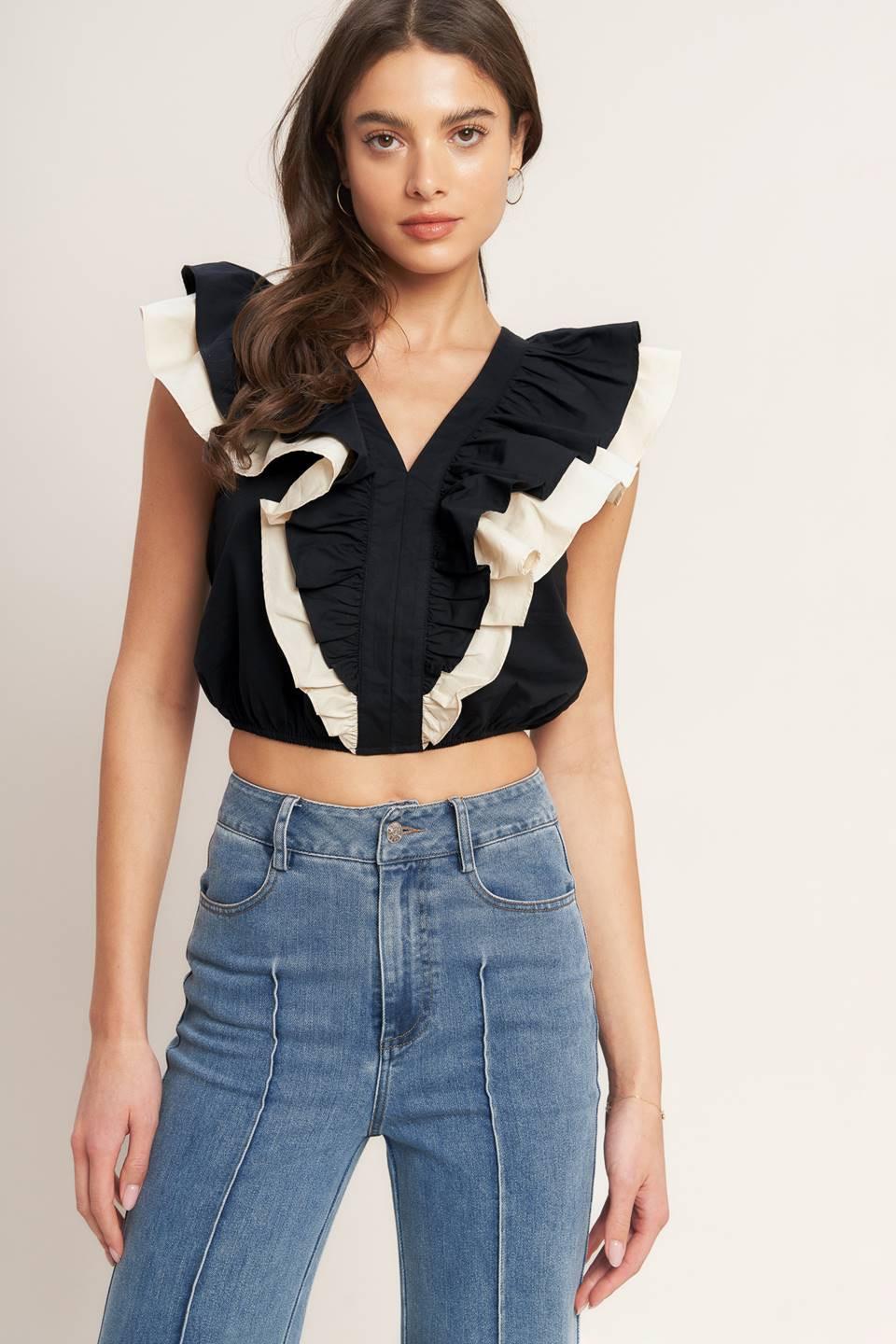 GALLERY CONTRAST WOVEN CROP TOP Flying Tomato