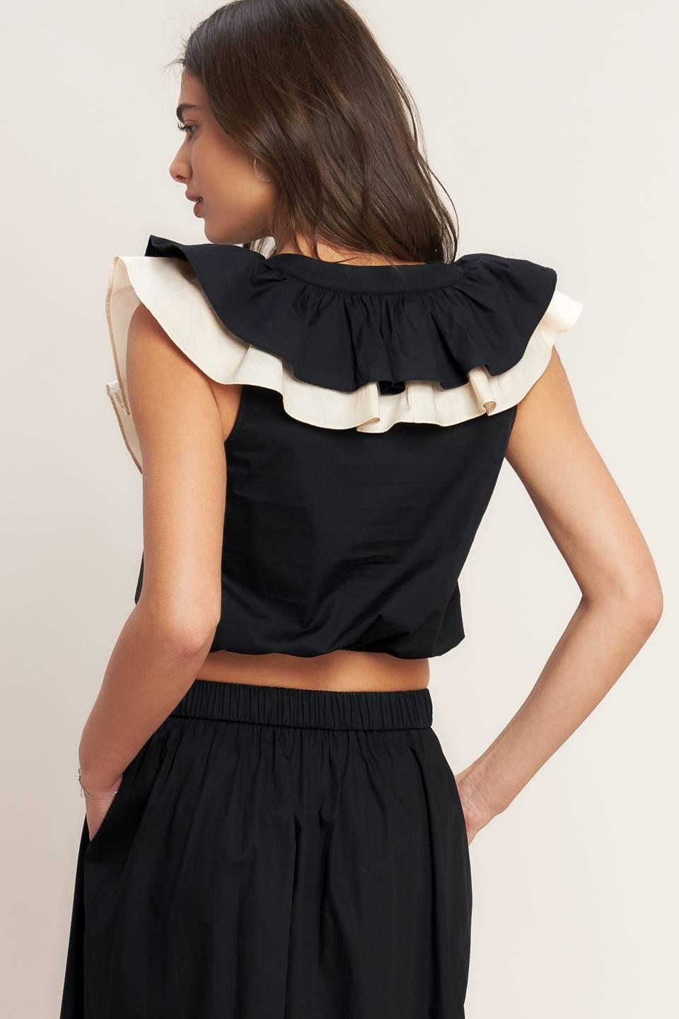 GALLERY CONTRAST WOVEN CROP TOP Flying Tomato