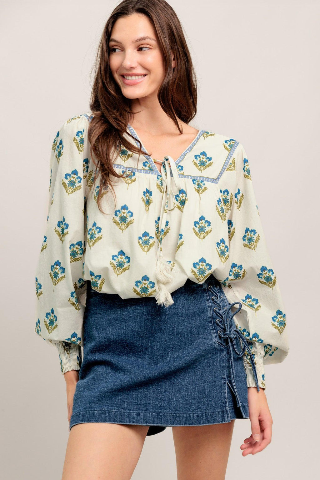 FROM COFFEE RUNS TO WEEKENDS WOVEN TOP Flying Tomato